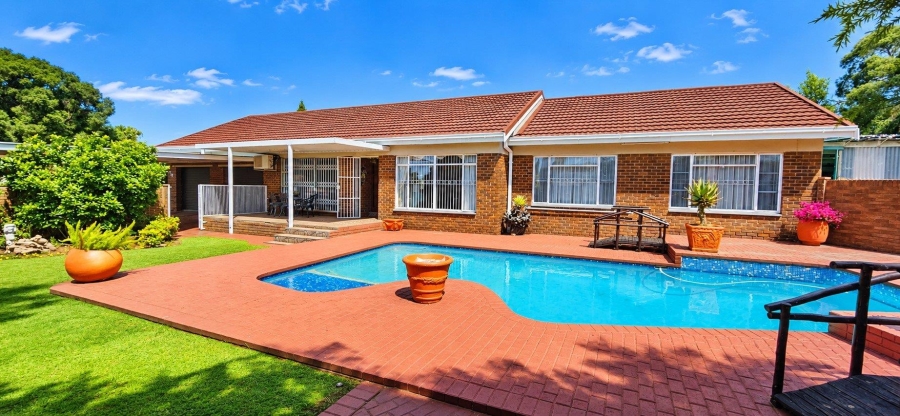3 Bedroom Property for Sale in Fichardt Park Free State